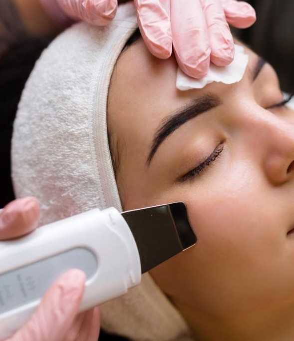 Deep Scrubber Facial